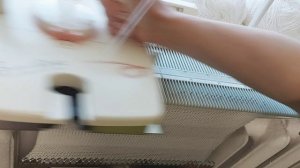 Поперечное вязание детской юбки на 1 фонтурной вязальной машине в складку