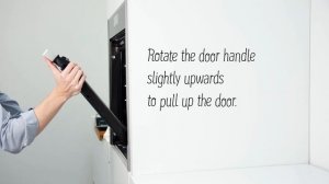 How to remove and replace your NEFF Slide&Hide® oven door for cleaning | NEFF Home UK
