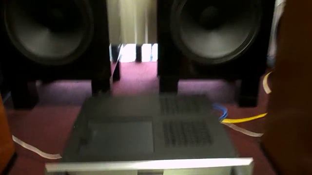 Audio Research CD7/McIntosh MA6300/Infinity Reference IIIB смотреть онлайн