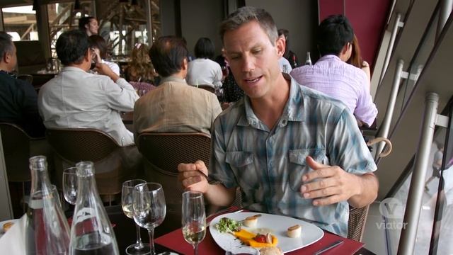 Paris - 58 Tour Eiffel Restaurant смотреть онлайн