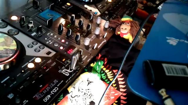 Selekta Maki Street Groove medley смотреть онлайн