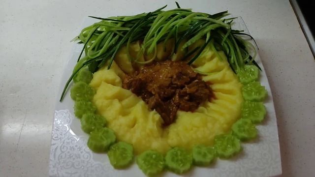 Бефстроганов  из  Говядины Часть 2 /с Пюре/ Красивая подача!