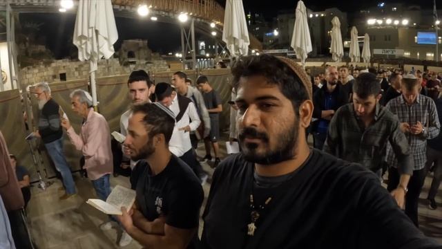 Beautiful 20,000 Jews Praying Selichot At The Western Wall ?? смотреть онлайн