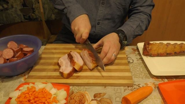 Как приготовить картофель запеченный в с копчёностями. Легко и просто. смотреть онлайн