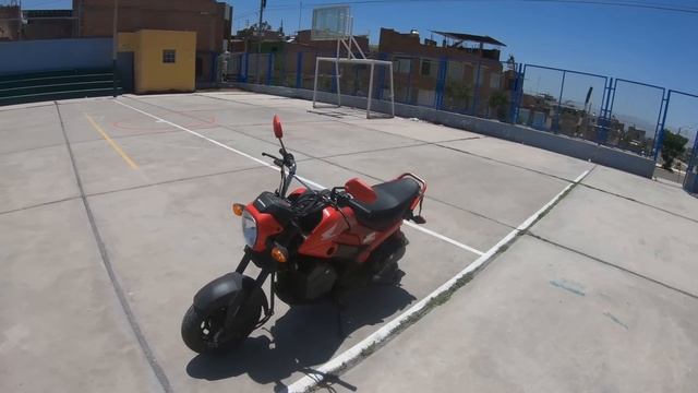 POR ESTA RAZÓN LA GENTE VENDE SU HONDA NAVI 0 KM - Luisarmi