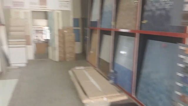 Нархи Кафел Обой ва Бакет дар бозори шахри Истаравшан (23.09.2019)) смотреть онлайн