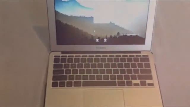 Desk Tour | What I Use To Make My Sims 4 Youtube Videos