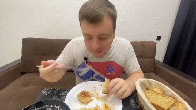 МУКБАНГ котлеты ❤️Ответы на вопросы ❤️ смотреть онлайн