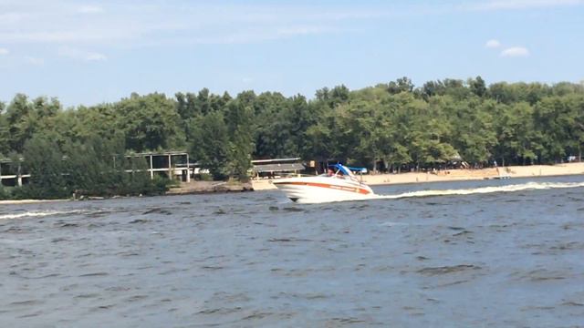 30 лет Независимости Украины. Смотр техники на реке Днепр. Киев 24.08.2021 смотреть онлайн