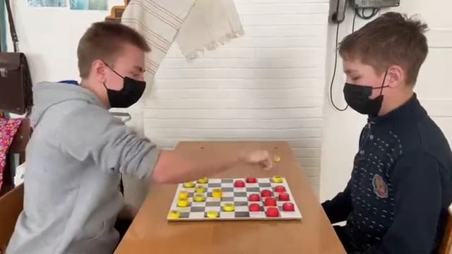 Экологическая Настольная игра (шашки) смотреть онлайн