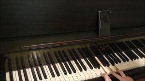 Я МИЛОГО УЗНАЮ ПО ПОХОДКЕ. Аккорды