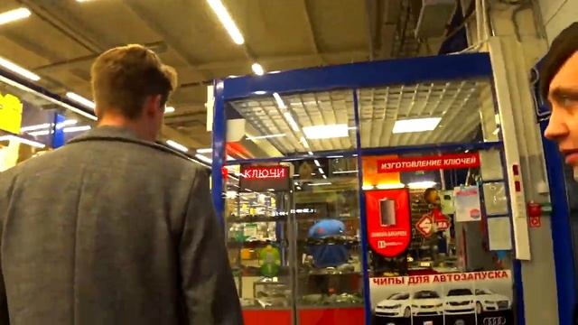 ШКОЛЬНИК УКРАЛ НОВЫЙ АЙФОН 11 PRO MAX. КРАЖА ПРАНК над МАКС ВАЩЕНКО. смотреть онлайн