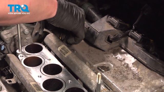 How to Replace Fuel Injectors 2003-2008 Honda Pilot смотреть онлайн