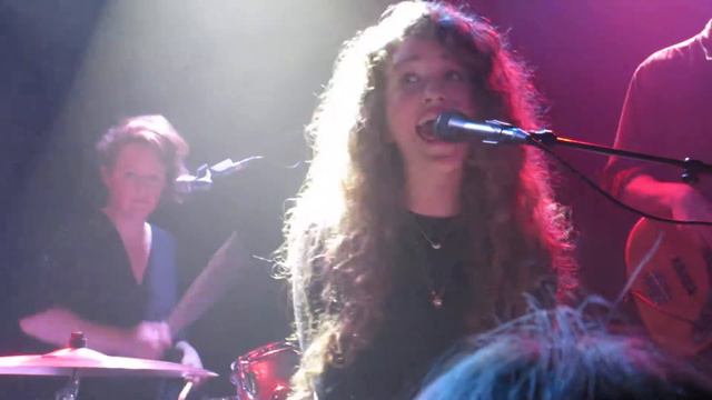Rae Morris...Skin,live @ The Bodega,Nottingham.24/09/14. смотреть онлайн