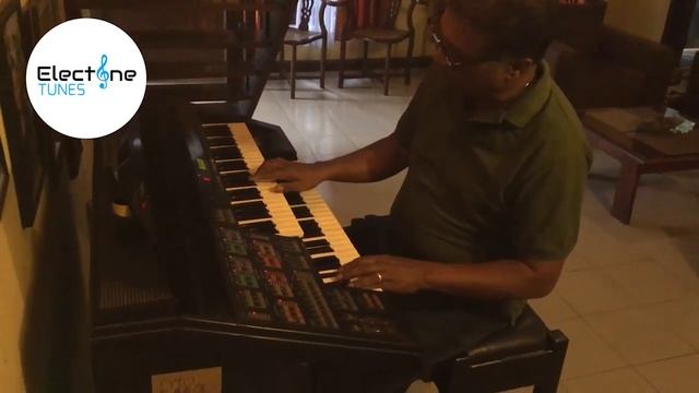 One day at a time by Merium Belina played on the Yamaha HS-8 Electone Double Keyboard смотреть онлайн
