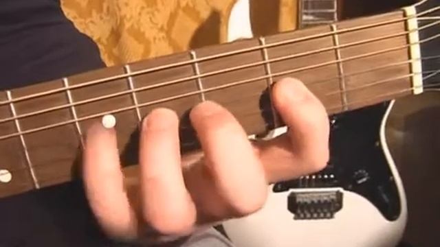 Упражнение №14. Хроматическая гамма по всему грифу смотреть онлайн