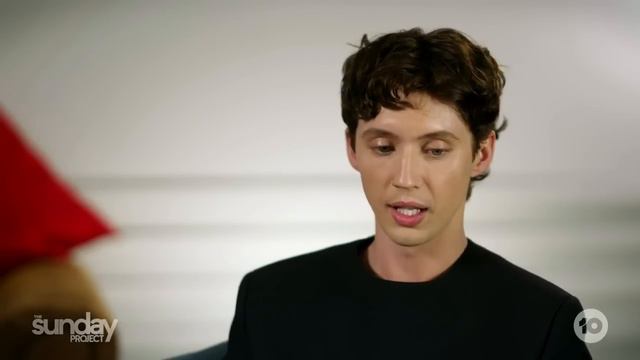 Troye Sivan On Timothée Chalamet Playing Him On SNL