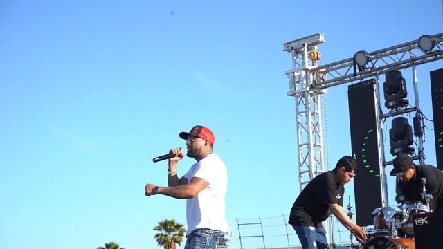 California Heatwave 2022 | @ElSeis live performance | @ISMAELJAY burnout pit desmadre! смотреть онлайн