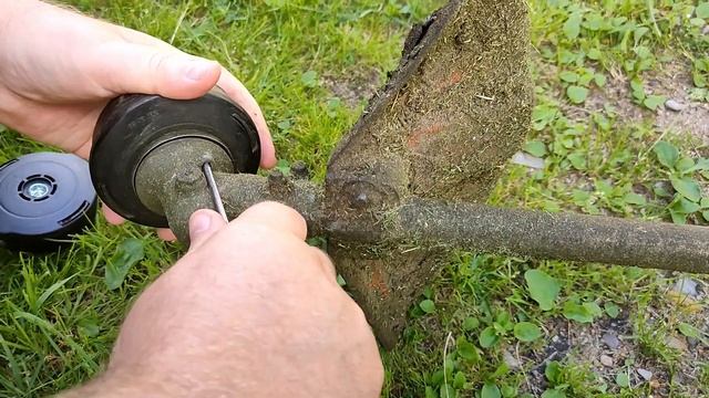 Меняем катушку на триммере