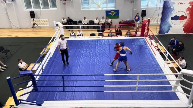 Иванов Милан (Новый Уренгой) - Петров Илья (Тюменский район)