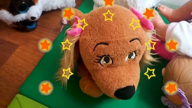 Наше первое видео на ютубе. Эда показывает свои мягкие игрушки. смотреть онлайн