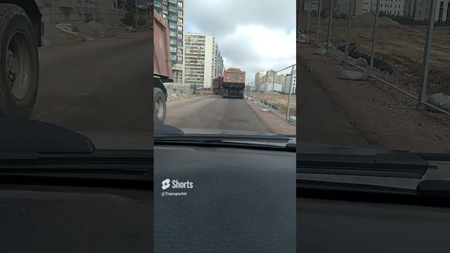 Самосвалы едут #Shorts #volvo #mersedes #kamaz #самосвалы смотреть онлайн