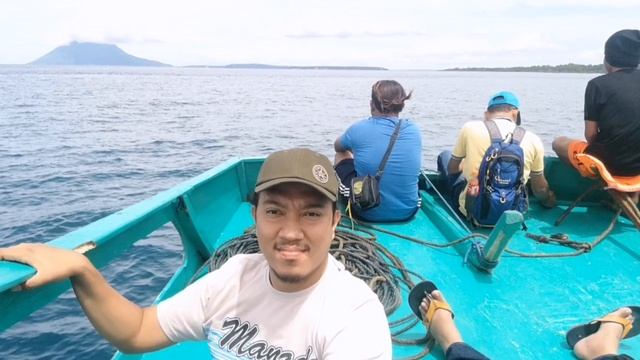 TRIP TO BUNAKEN ISLAND INDONESIA смотреть онлайн