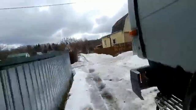 Как перекинуть тяжёлую баню через забор