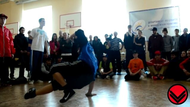 Легионер,Манкис vs Паша , Берик(Peak of the Stars) смотреть онлайн