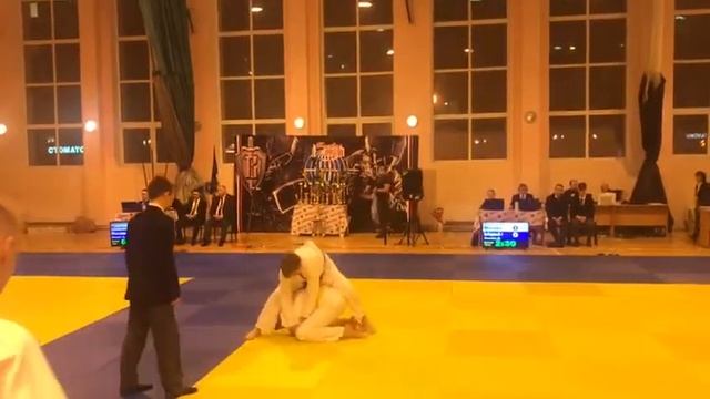 Схватка за ? медаль. Иванов Дима, +73 кг. Межрегиональный турнир по дзюдо в г.Балашиха. 23.10.2021 смотреть онлайн