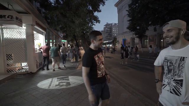 ЧЕЧЕНЕЦ ОТБИРАЕТ СИГАРЕТЫ У ПРОХОЖИХ / ШОК КОНТЕНТ! 18+ смотреть онлайн