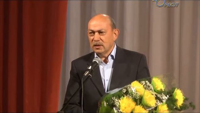 Сланцы в Доме культуры «Горняков» поздравили всех медиков нашего района смотреть онлайн