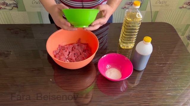 КАК ЗАМАРИНОВАТЬ МЯСО НА ЛАГМАН / МАРИНАД ГОВЯДИНЫ НА Лагман / ЛАҒМАН ЕТІН МАРИНАТТАУ смотреть онлайн