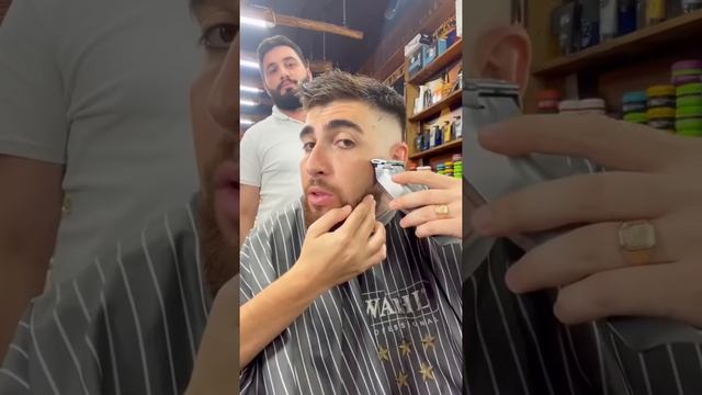 Случай в барбершопе смотреть онлайн