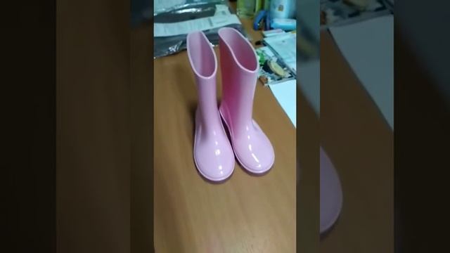 Отзыв #1 Детские резиновые сапоги смотреть онлайн