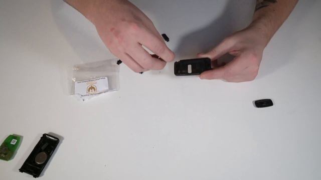 Aston Martin Key Button Repair/Upgrade смотреть онлайн