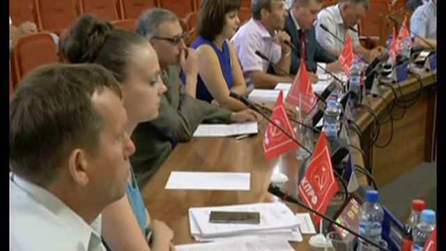 Депутаты ЛДПР предлагают заморозить строительство 