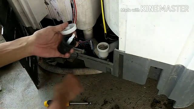 How to Replace a Washing Machine Drain Valve смотреть онлайн