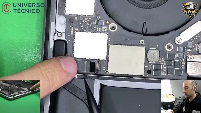 Como desconectar flats MacBook A1706 смотреть онлайн