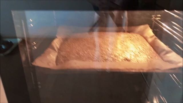 Оставалась КАПУСТА.Опять экспериментирую.Всё перемешала, и в духовку.Вкусно!Осторожно не пересолить смотреть онлайн