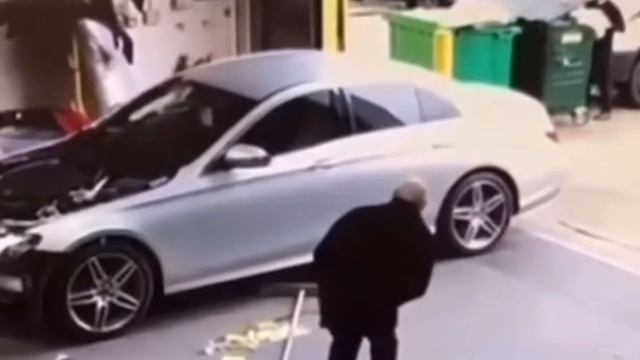 ДВОЙНОЙ УДАР смотреть онлайн