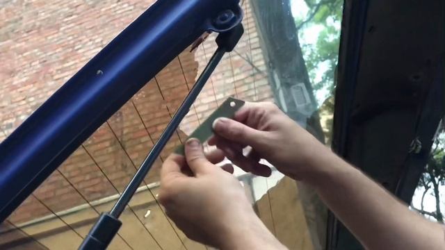 Снимаем старую тонировку на АВТО смотреть онлайн