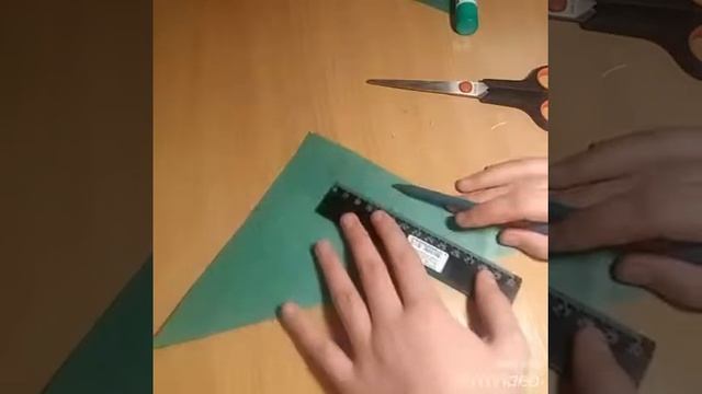 Новогодний DIY - Как сделать елочку из бумаги смотреть онлайн