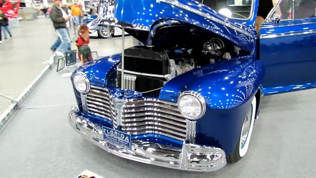 1941 Pontiac Convertible смотреть онлайн