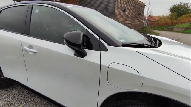 Nissan ARIYA, настоящий японец. Электромобиль явно на сегодня в пятерке лучших . смотреть онлайн