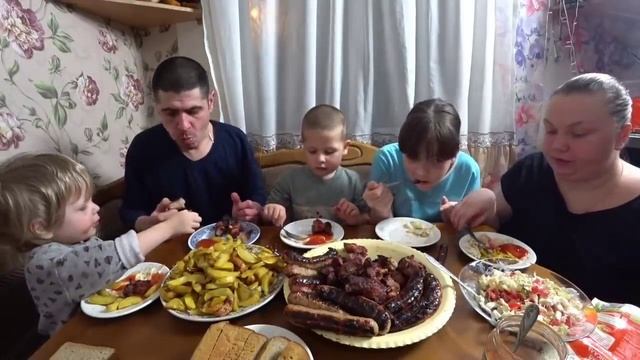 мукбанг /шашлык/ всем добра смотреть онлайн
