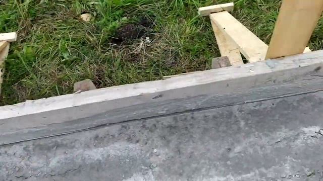 Фундамент, выдавило опалубку... смотреть онлайн