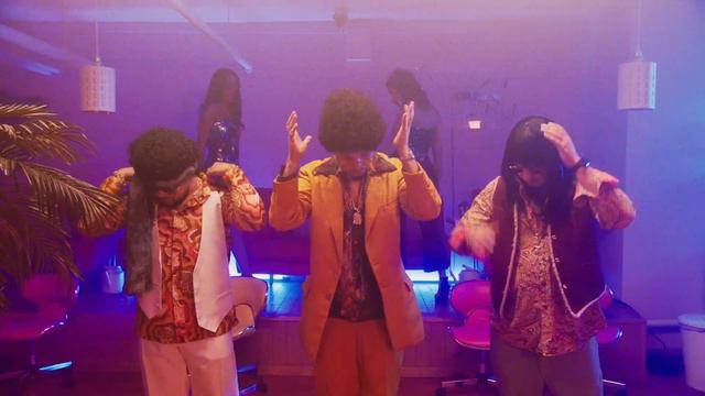 Arcángel, J Balvin - Corte, Porte y Elegancia (Video Oficial) смотреть онлайн