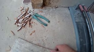 Как отрезать узкую полоску плитки