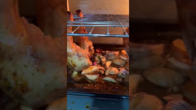 Oven Roast Chicken: A weeKAINders Short! смотреть онлайн